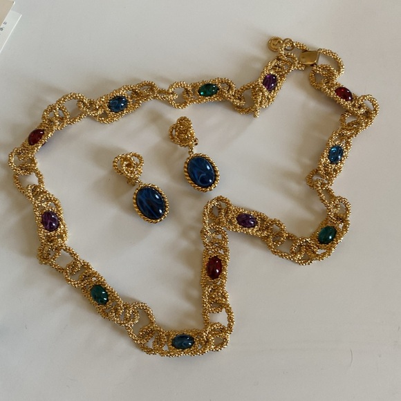 *NWT* Vintage Fabulous ST JOHN Statement Necklace And Earring Set - Picture 4 of 9